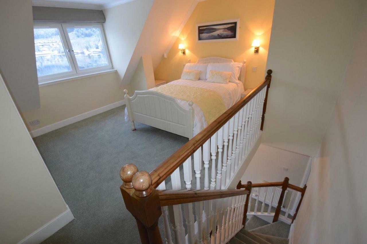 Shoreside Cottage Лохгойлхед Екстериор снимка